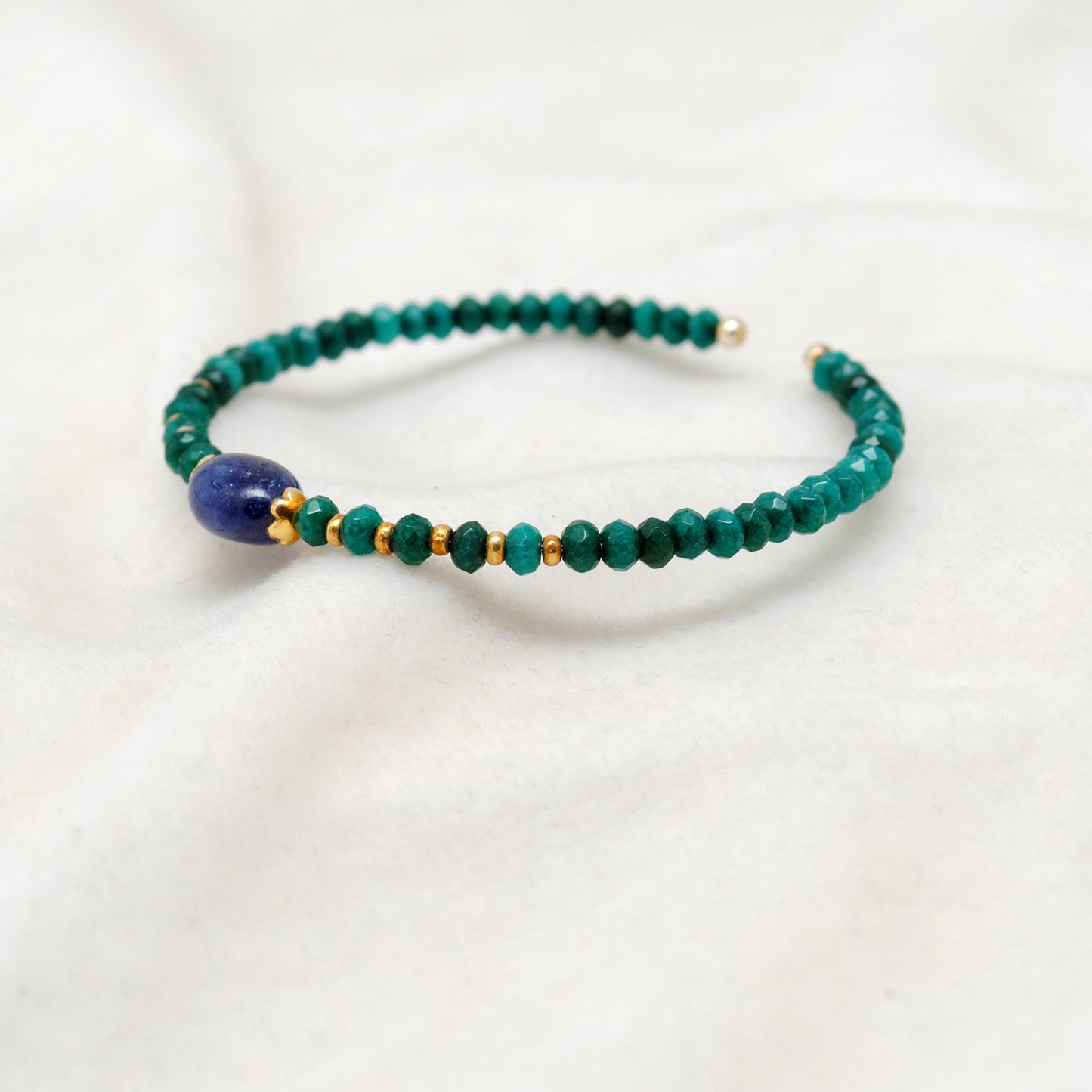 Kanish 925 Sterling Silver Green Jade Memory Wire Rondelle Bracelet