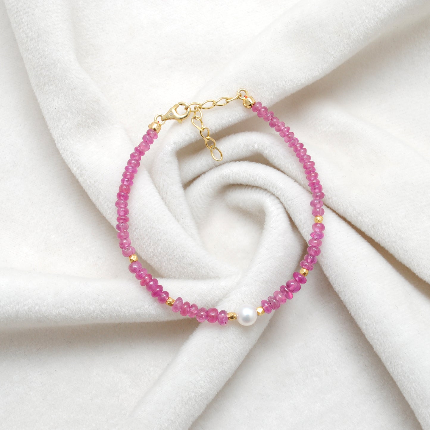Elegant Ruby Ombre Beaded Bracelet in Sterling Silver – Gemstone Jewelry