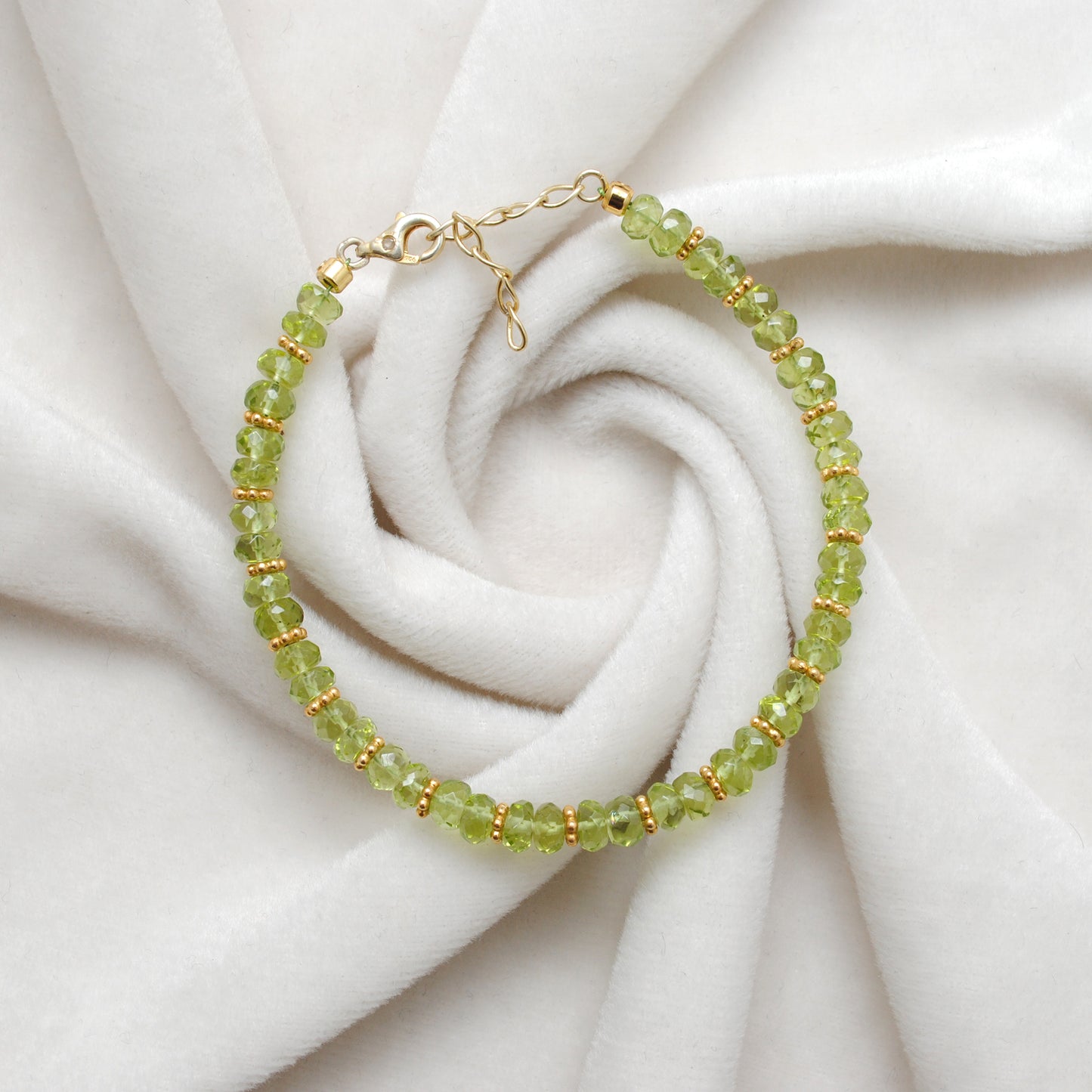 Natural Peridot Beaded Bracelet – Gold Plated 925 Silver, August Birthstone