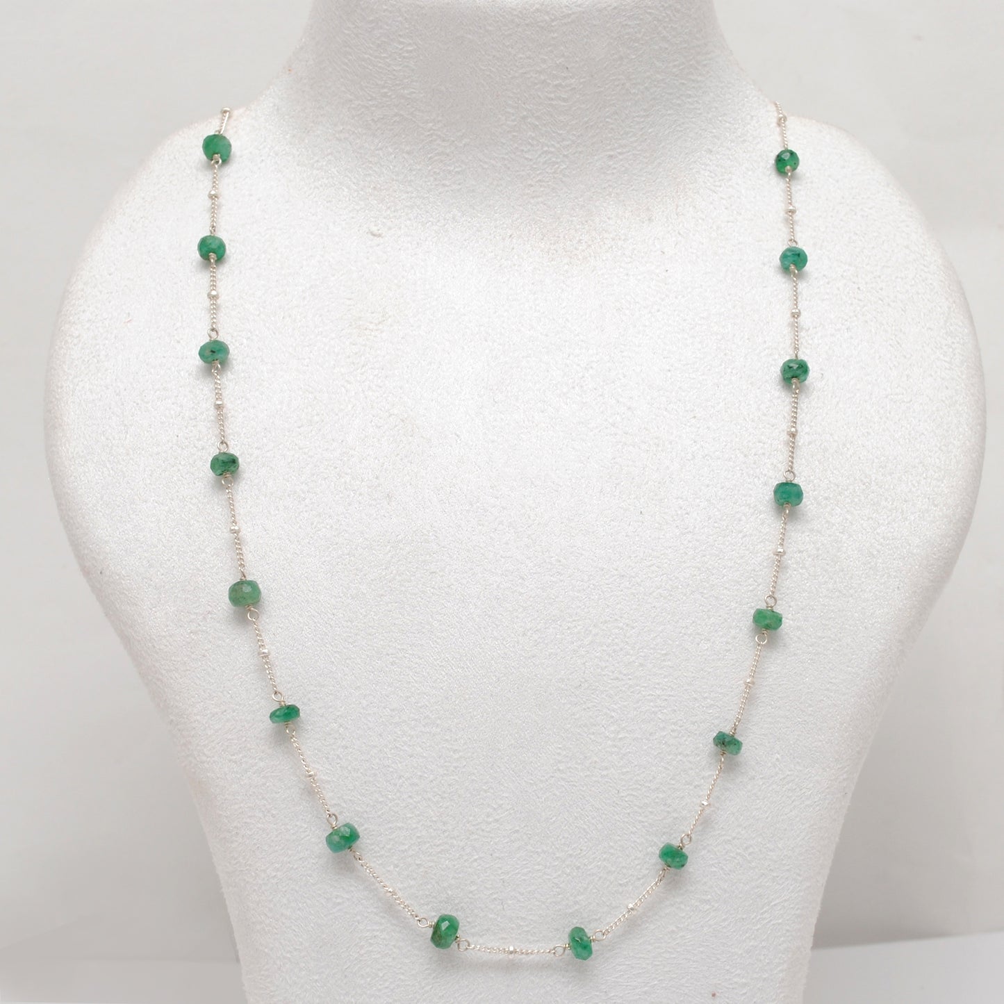Natural emerald tiny beaded choker chain necklace with delicate green gemstone beads and minimalist design