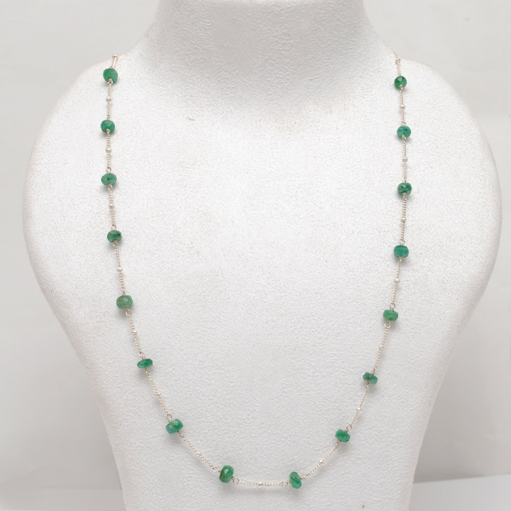 Natural emerald tiny beaded choker chain necklace with delicate green gemstone beads and minimalist design