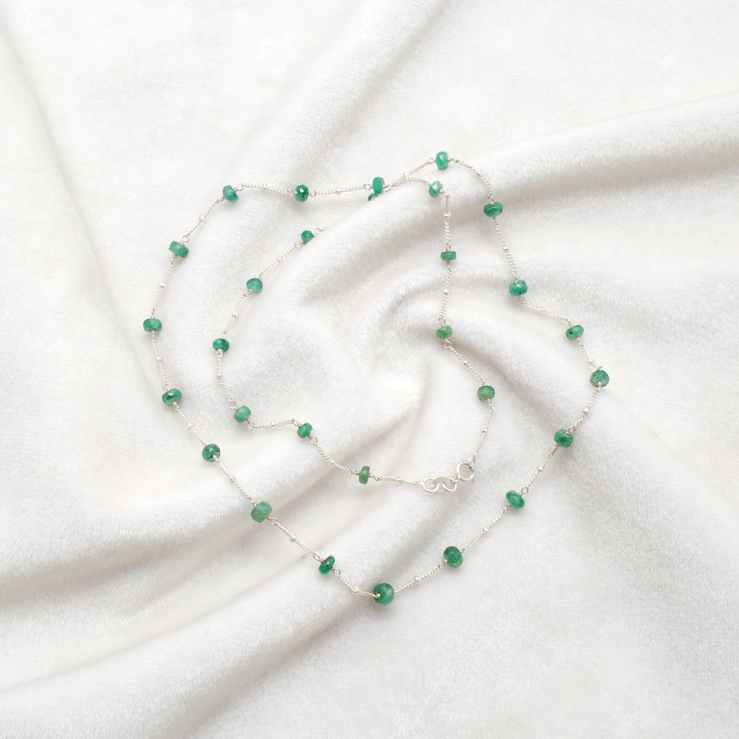 Natural emerald tiny beaded choker chain necklace with delicate green gemstone beads and minimalist design