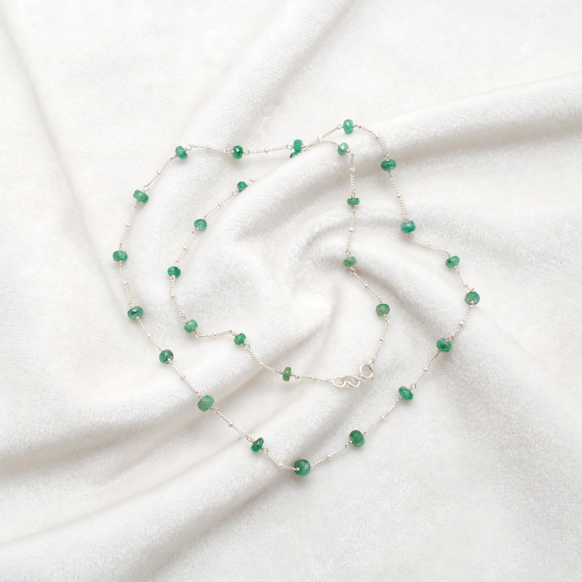Natural emerald tiny beaded choker chain necklace with delicate green gemstone beads and minimalist design