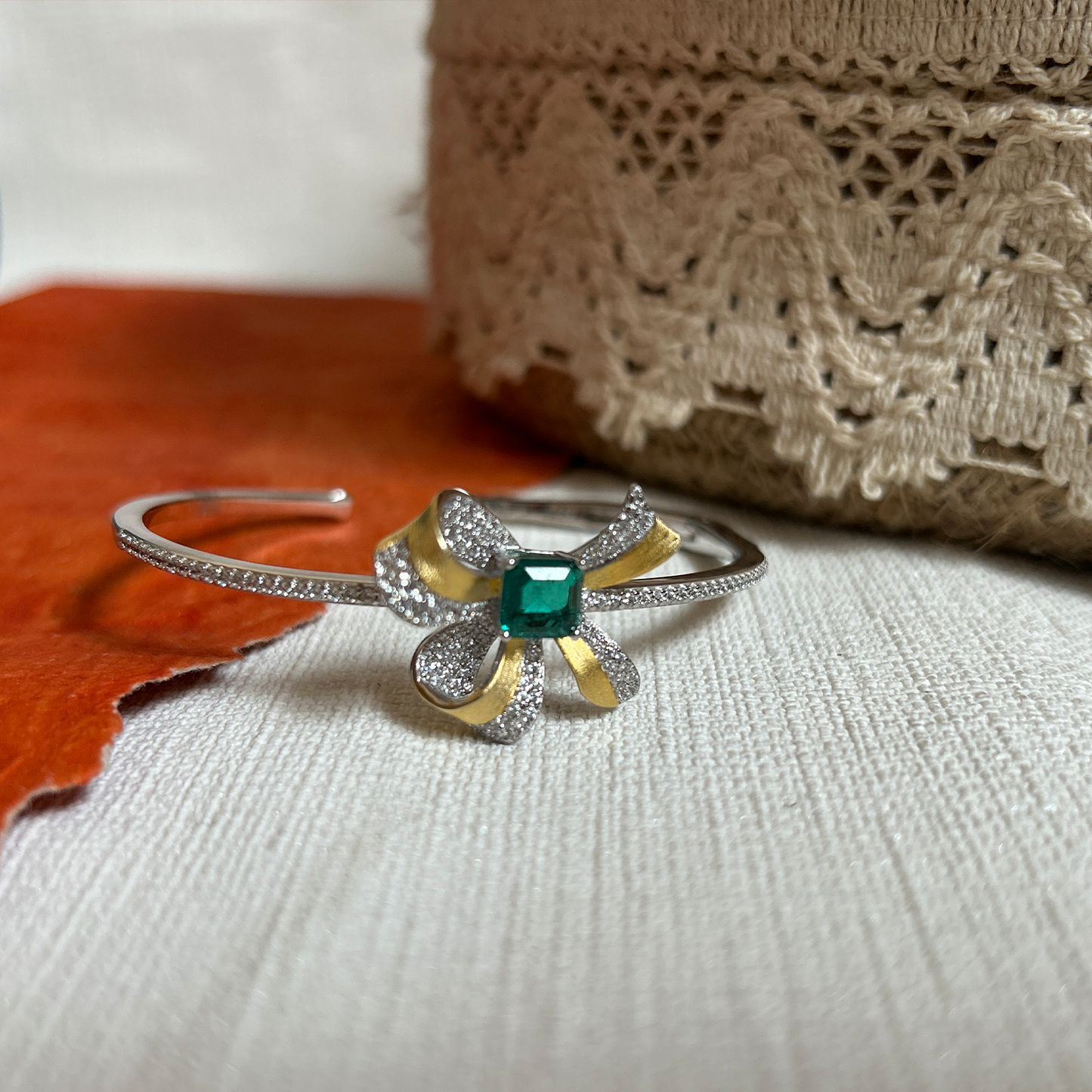 Green Stone Bow Motif Open Cuff Bangle