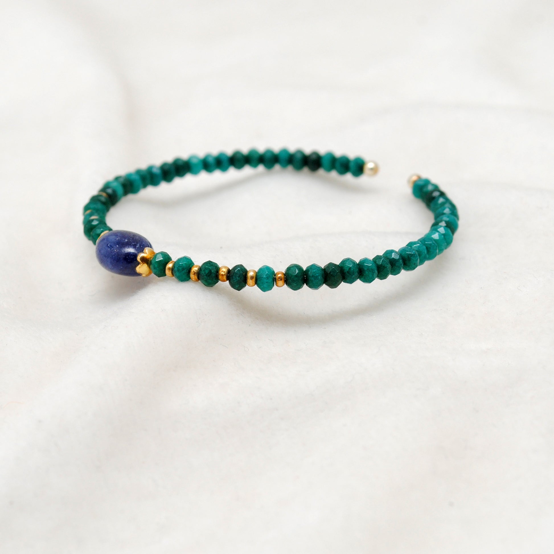 Kanish 925 Sterling Silver Green Jade Memory Wire Rondelle Bracelet