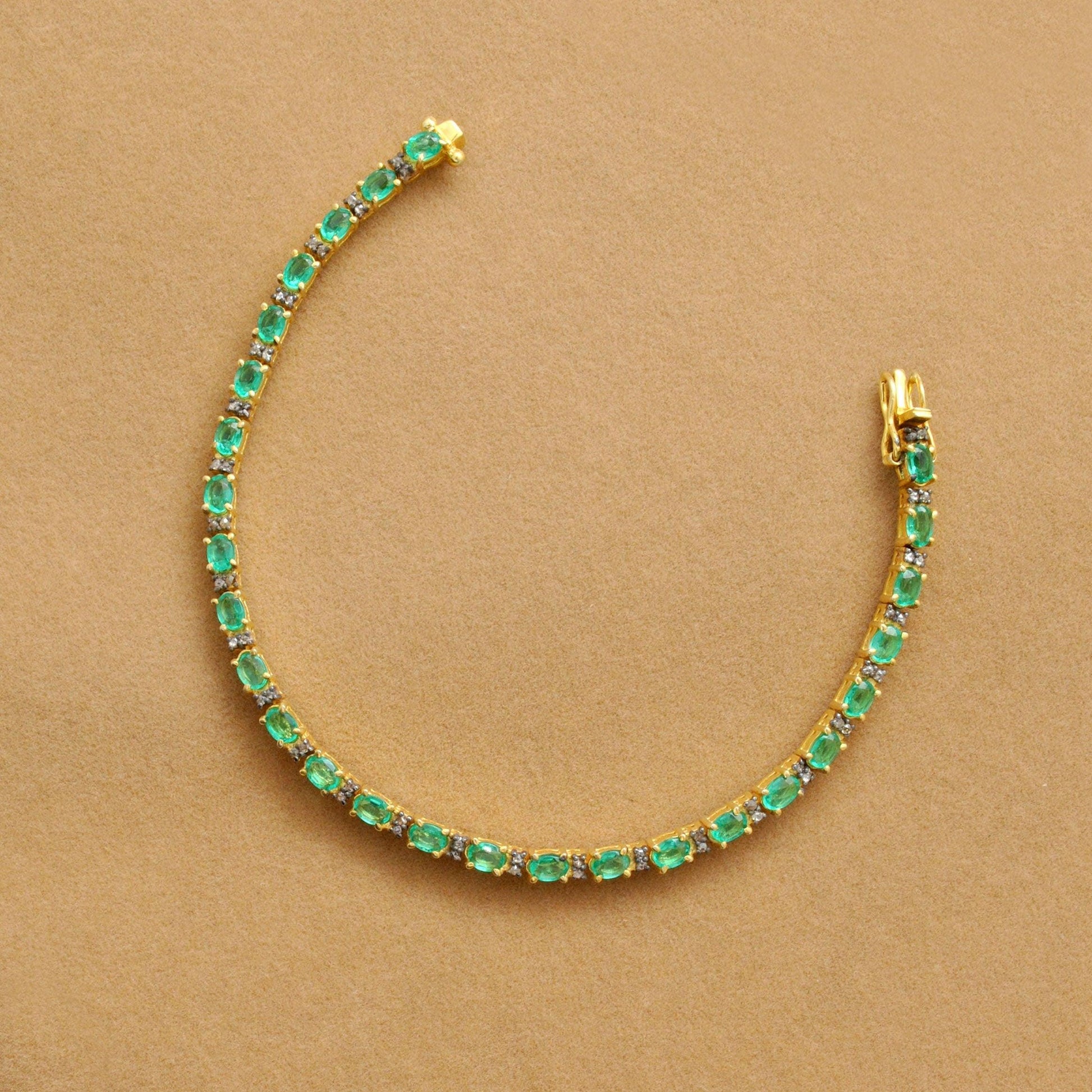 18K Gold Emerald Tennis Bracelet Diamond Gift For Her Kanish
