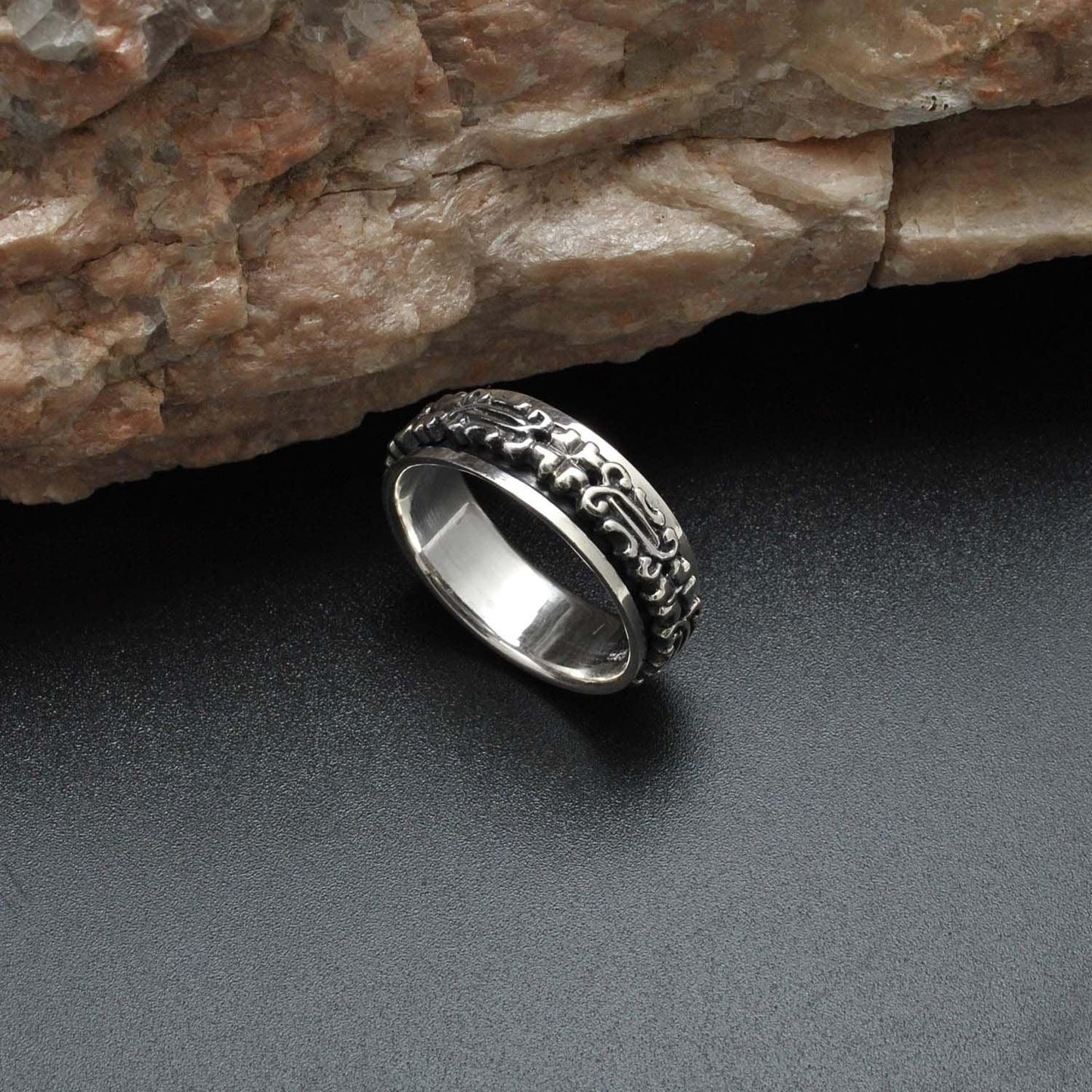 Spinner ring Sterling Silver Size 14 Kanish