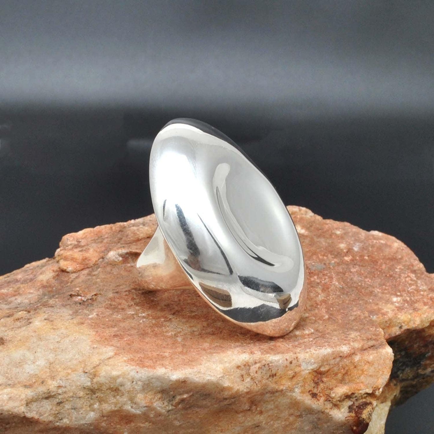 Long contemporary sterling silver ring Kanish