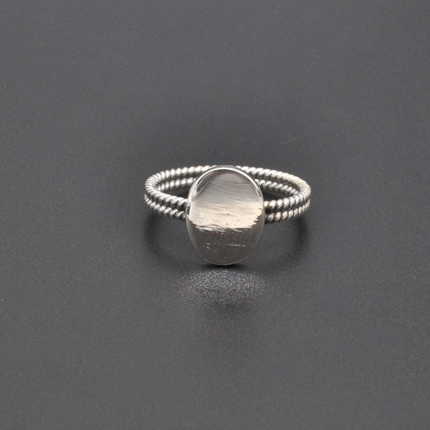 925 Silver Signet Twisted Band Ring Size 9 Kanish