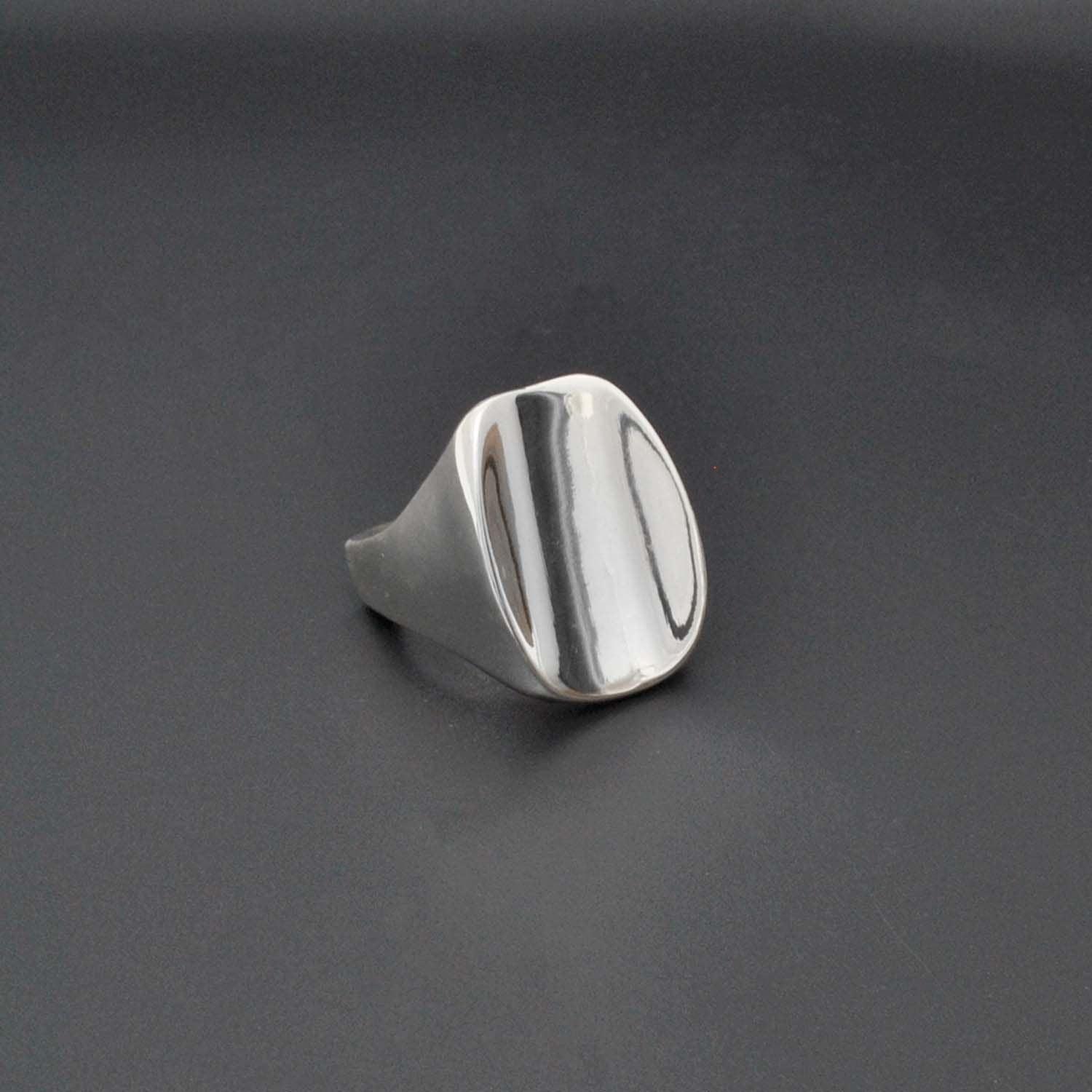 Men's Sterling Silver ring Size 10 Kanish