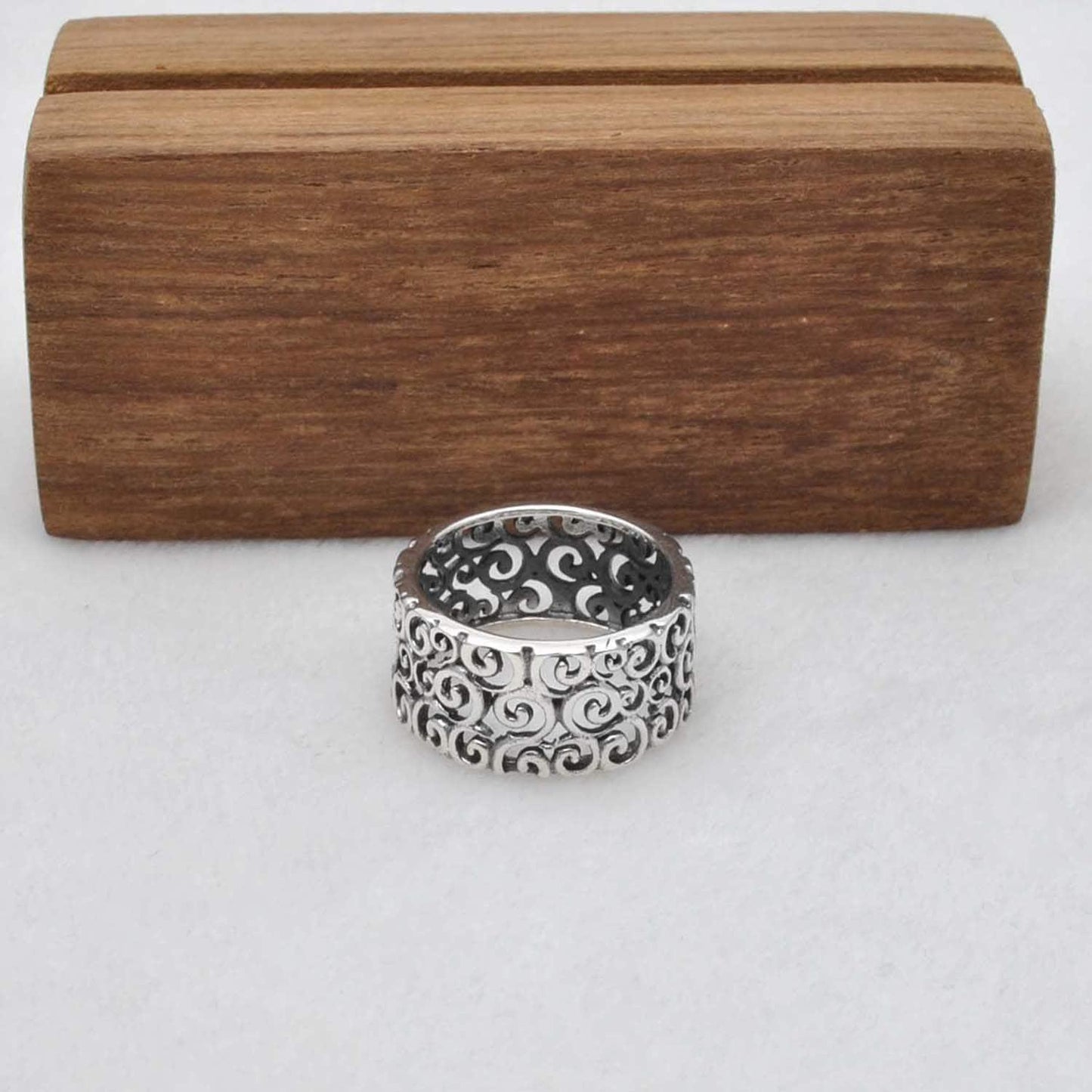 Filigree Silver Wide Band Ring Size 8 Kanish