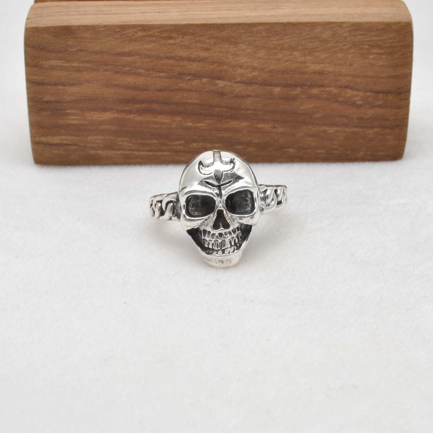 Silver Skull Ring Size 10 Halloween Jewelry Kanish