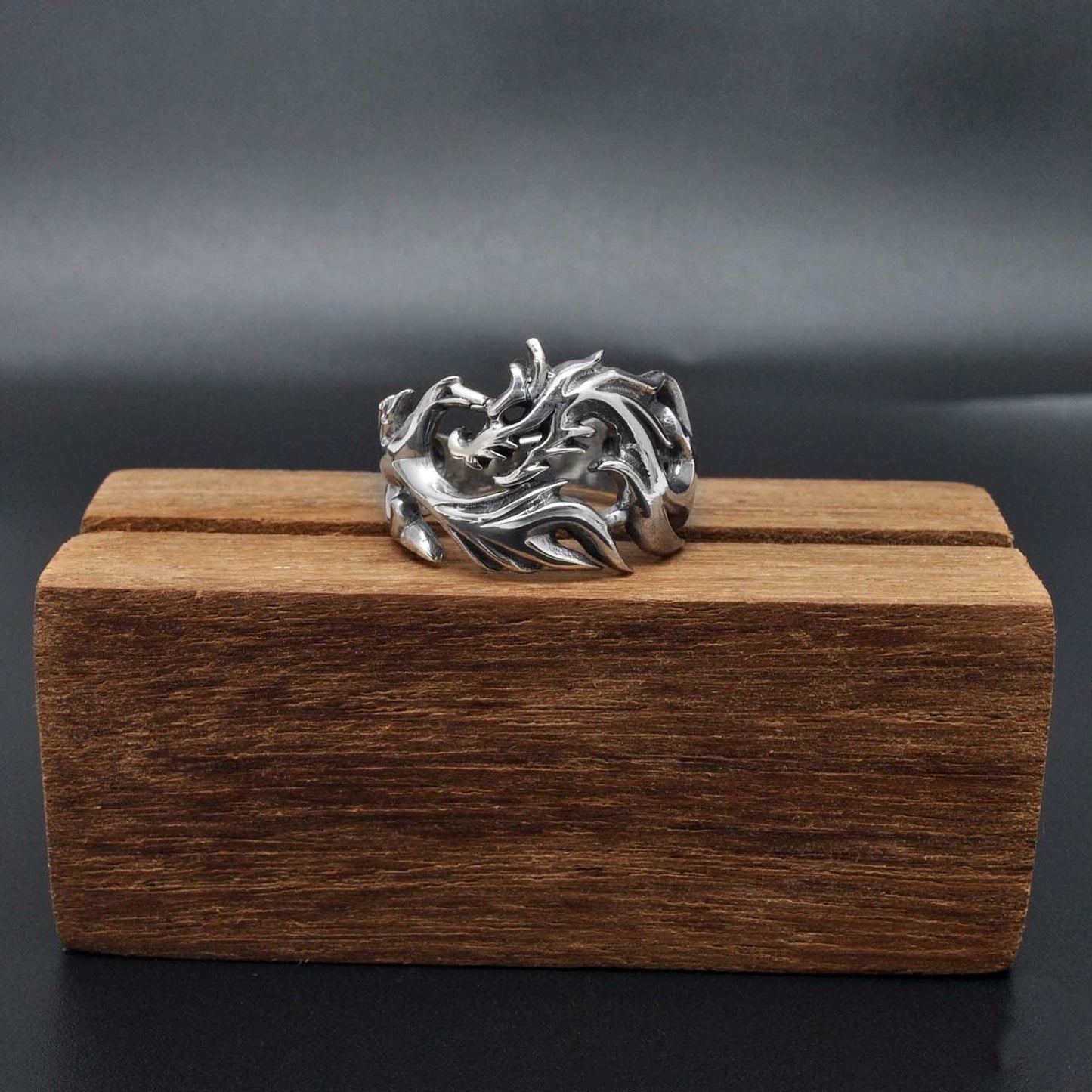 Silver Fierce Dragon Ring Size 9 Kanish