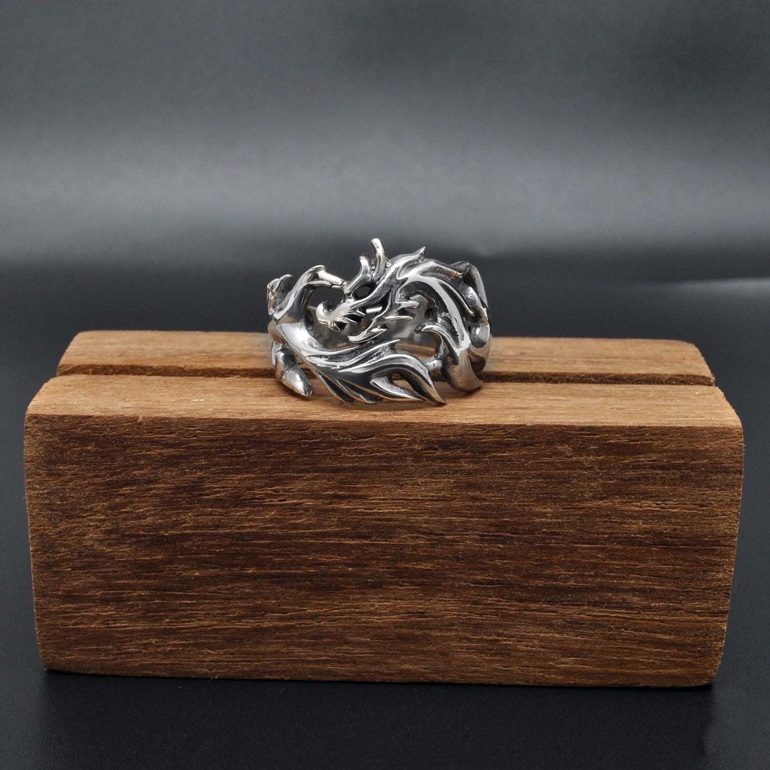 Silver Fierce Dragon Ring Size 9 Kanish