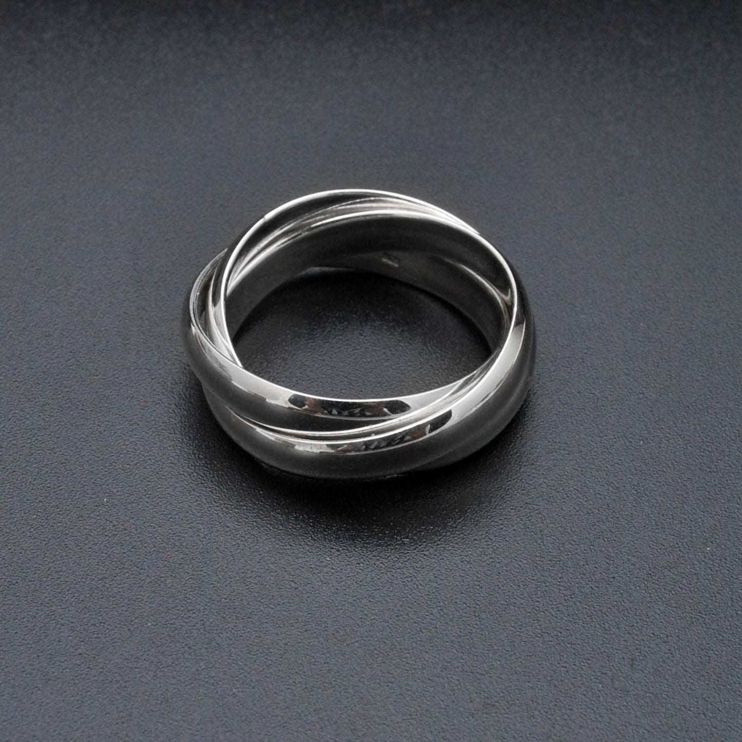 925 Silver Triple interlocked Ring Size 10 Kanish