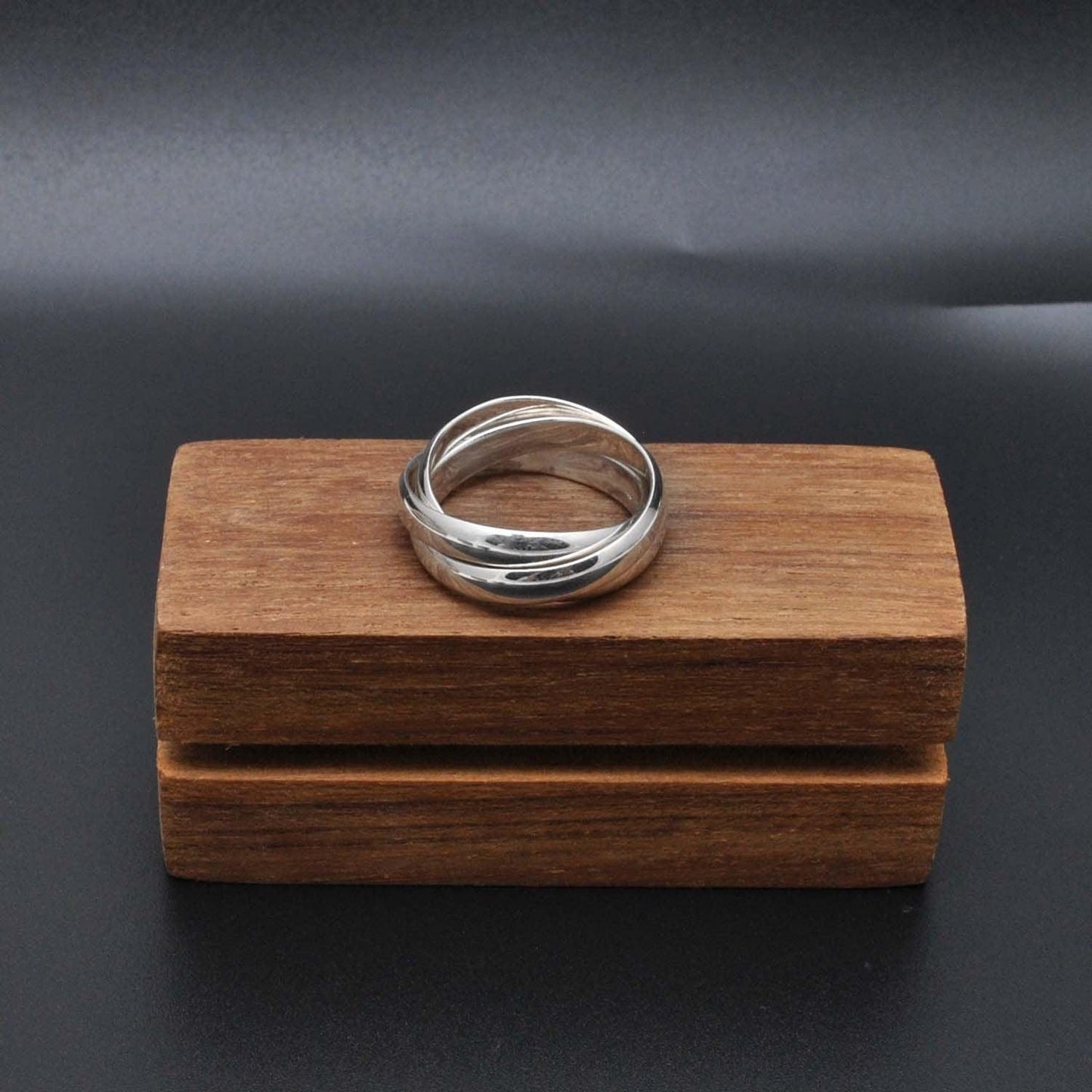 925 Silver Triple interlocked Ring Size 10 Kanish