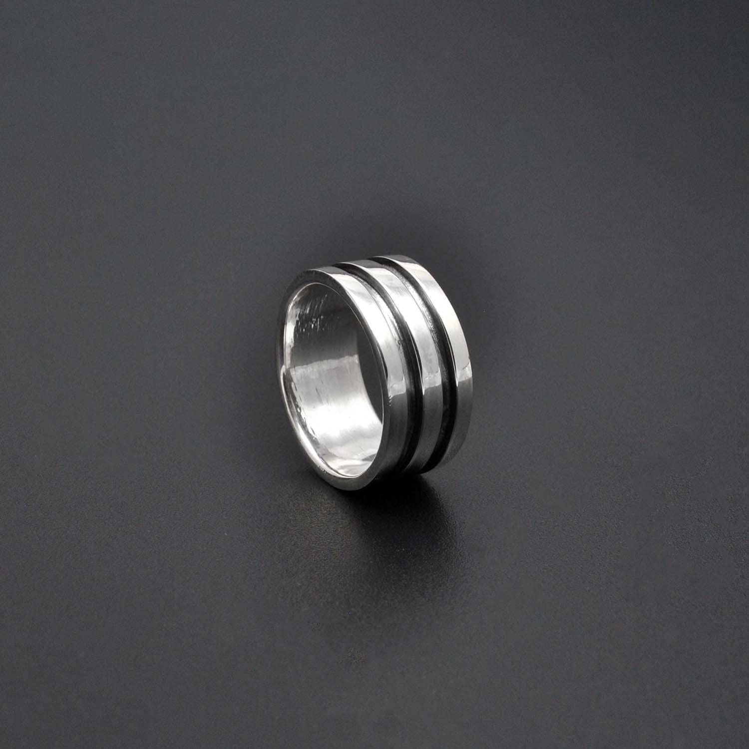 Oxidized Sterling Silver Ring Band Size 6 Kanish
