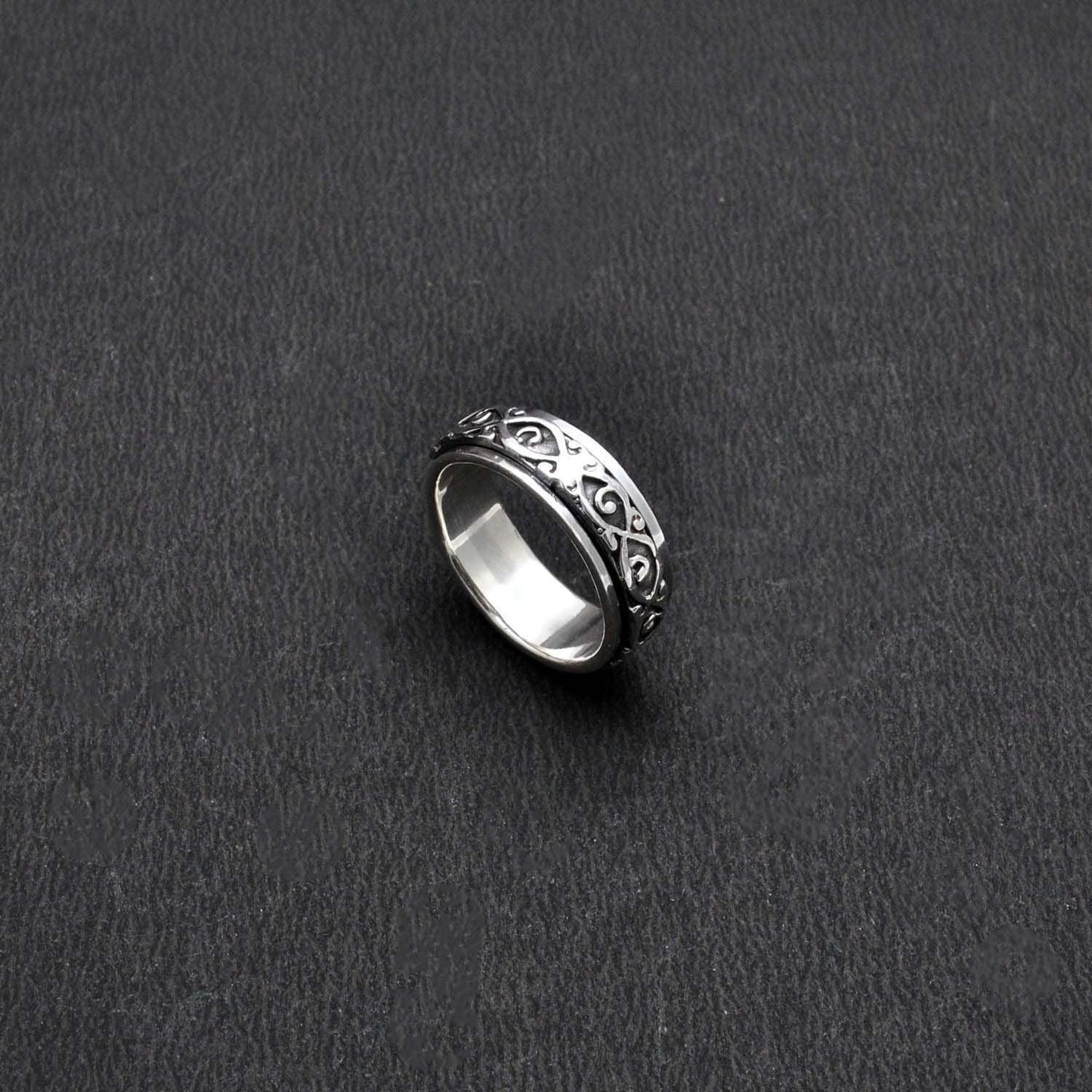 925 Silver Spinner Meditation Thumb Ring Size 9 - Kanish