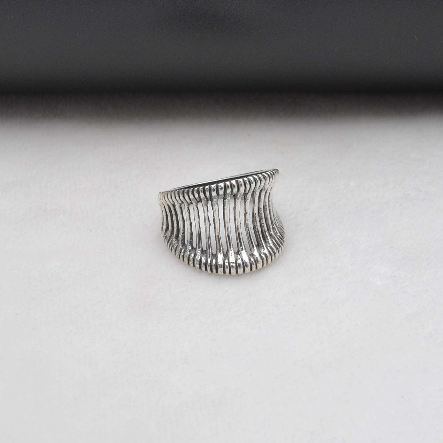 Vintage Silver Band Ring Size 10 Kanish