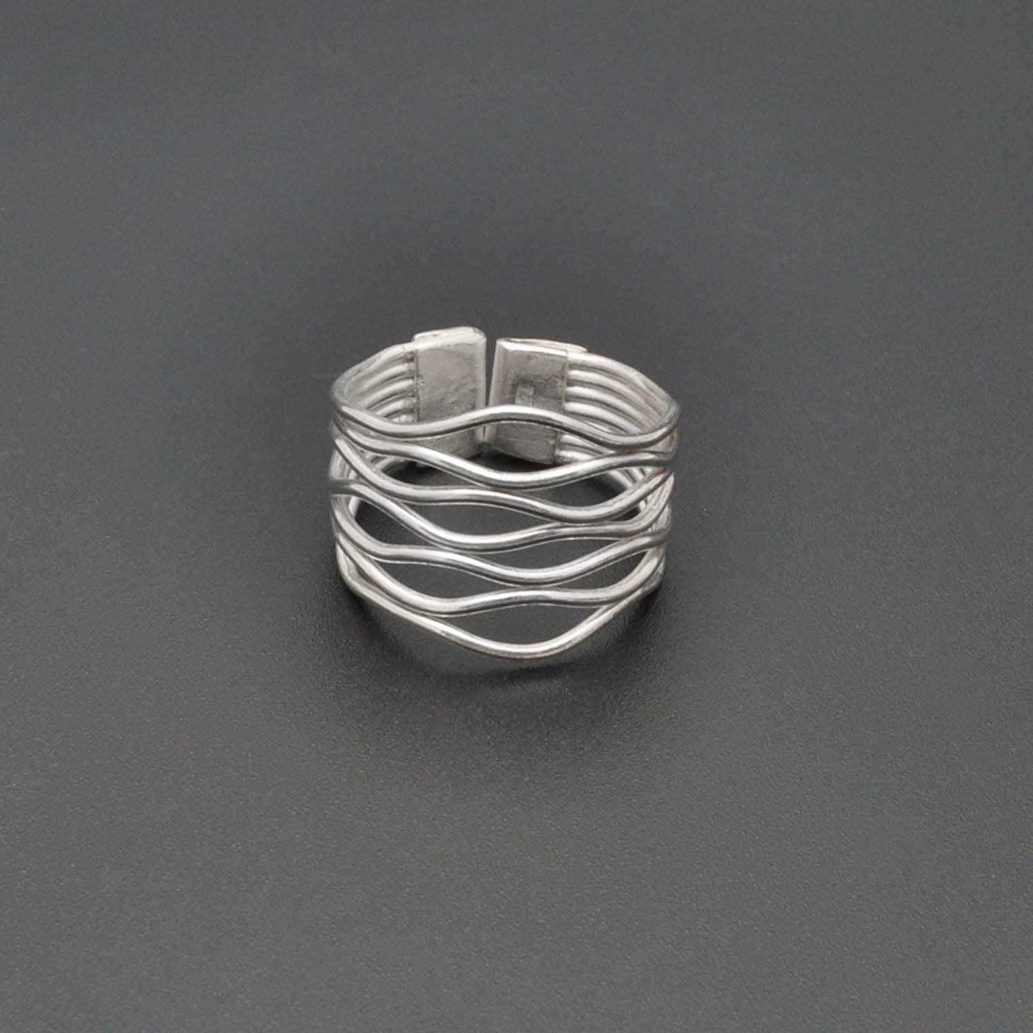 925 Sterling Silver Women Band Ring Size 9 Kanish