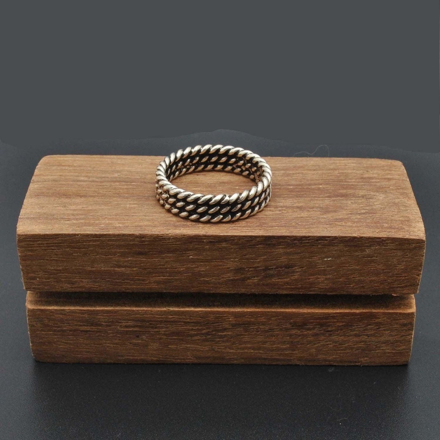 925 Sterling Silver Twisted Rope Ring Size 9 Kanish