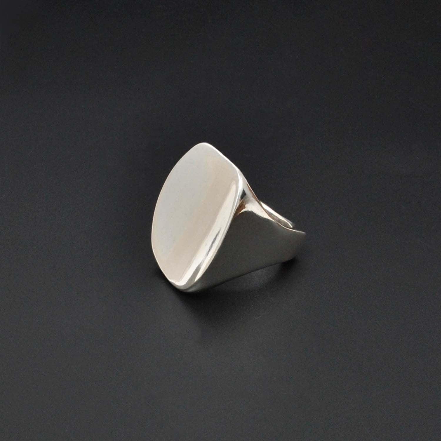 Men's Sterling Silver ring Size 10 Kanish