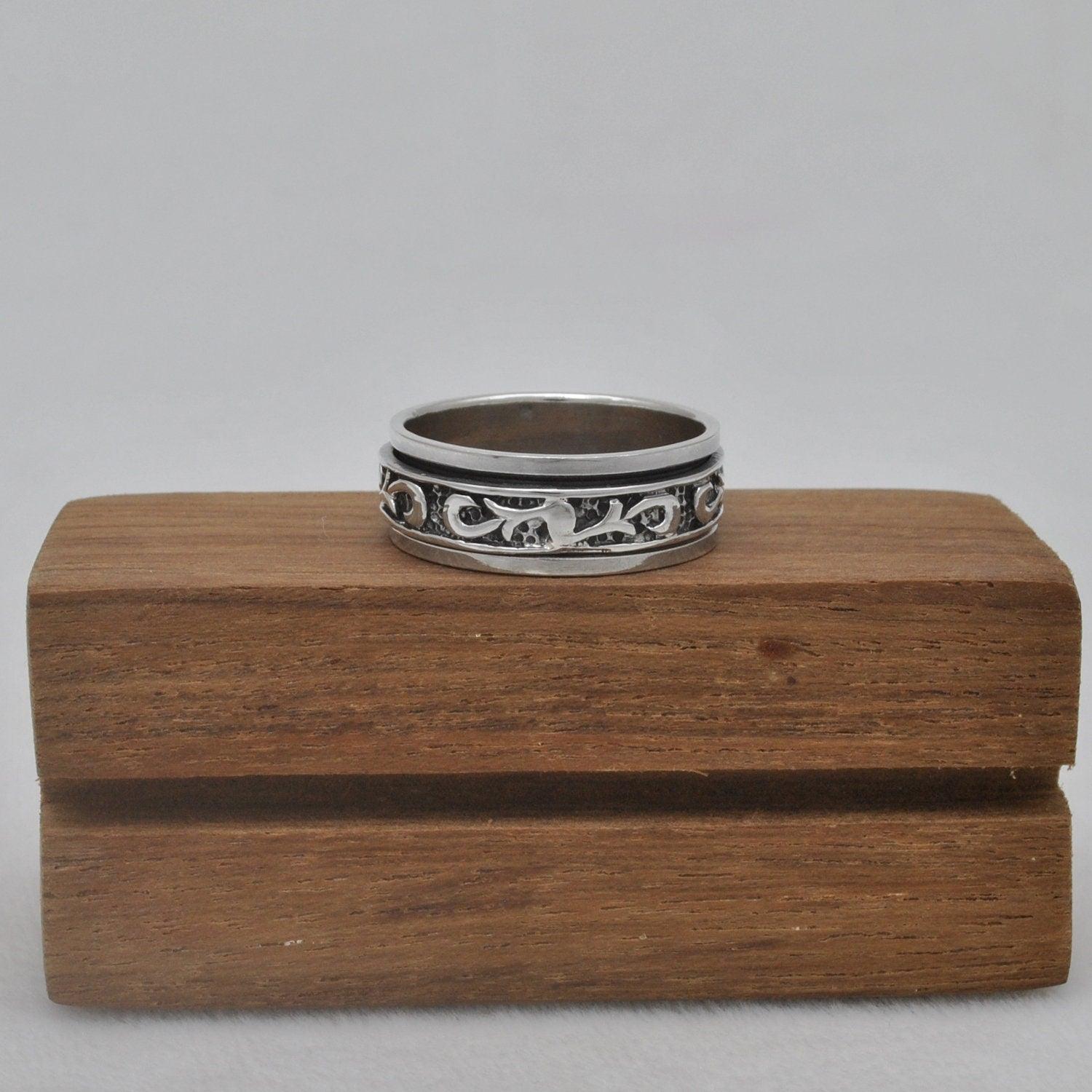 Solid Silver Band Celtic Thumb Ring Size 12 Kanish