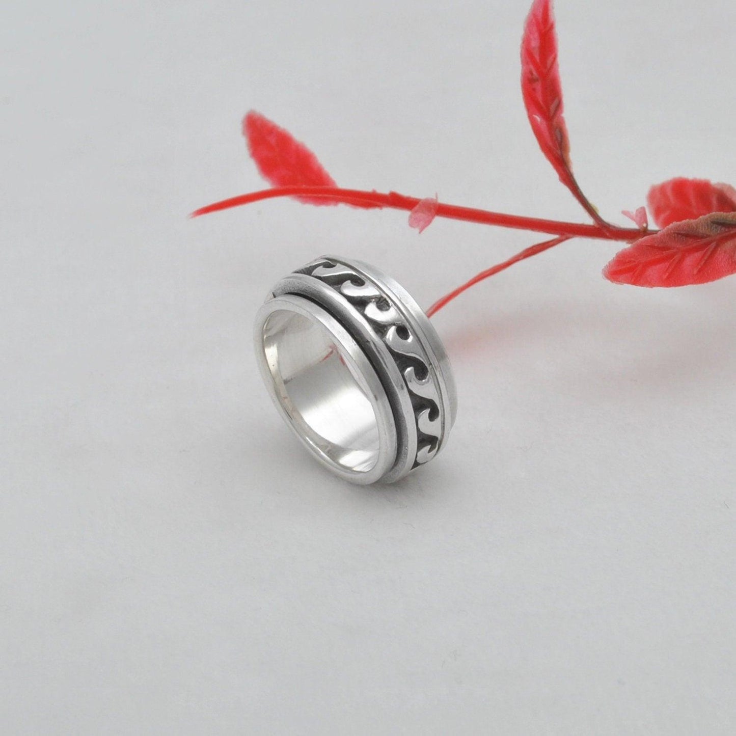 Style Waves Sterling Silver Spinner Ring 6 - Kanish