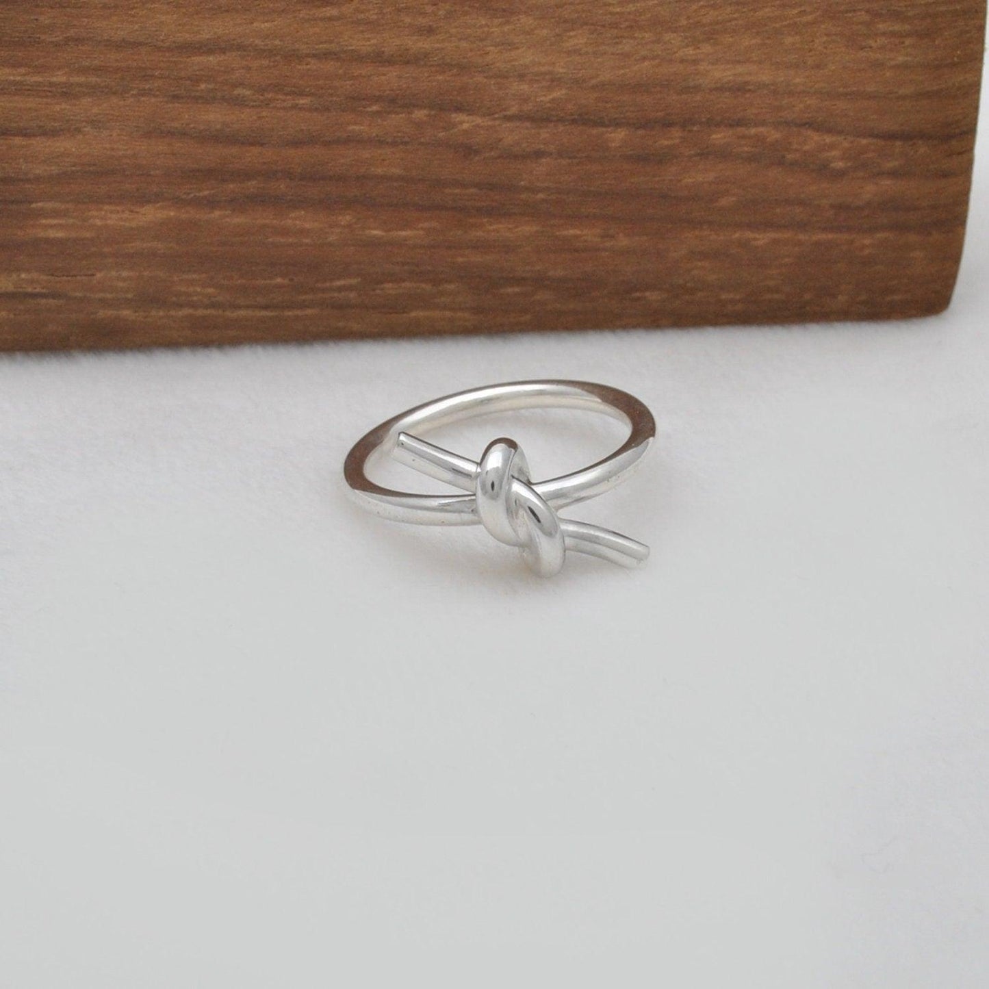 Minimalist Silver Bow Tie Ring Size 7 Kanish