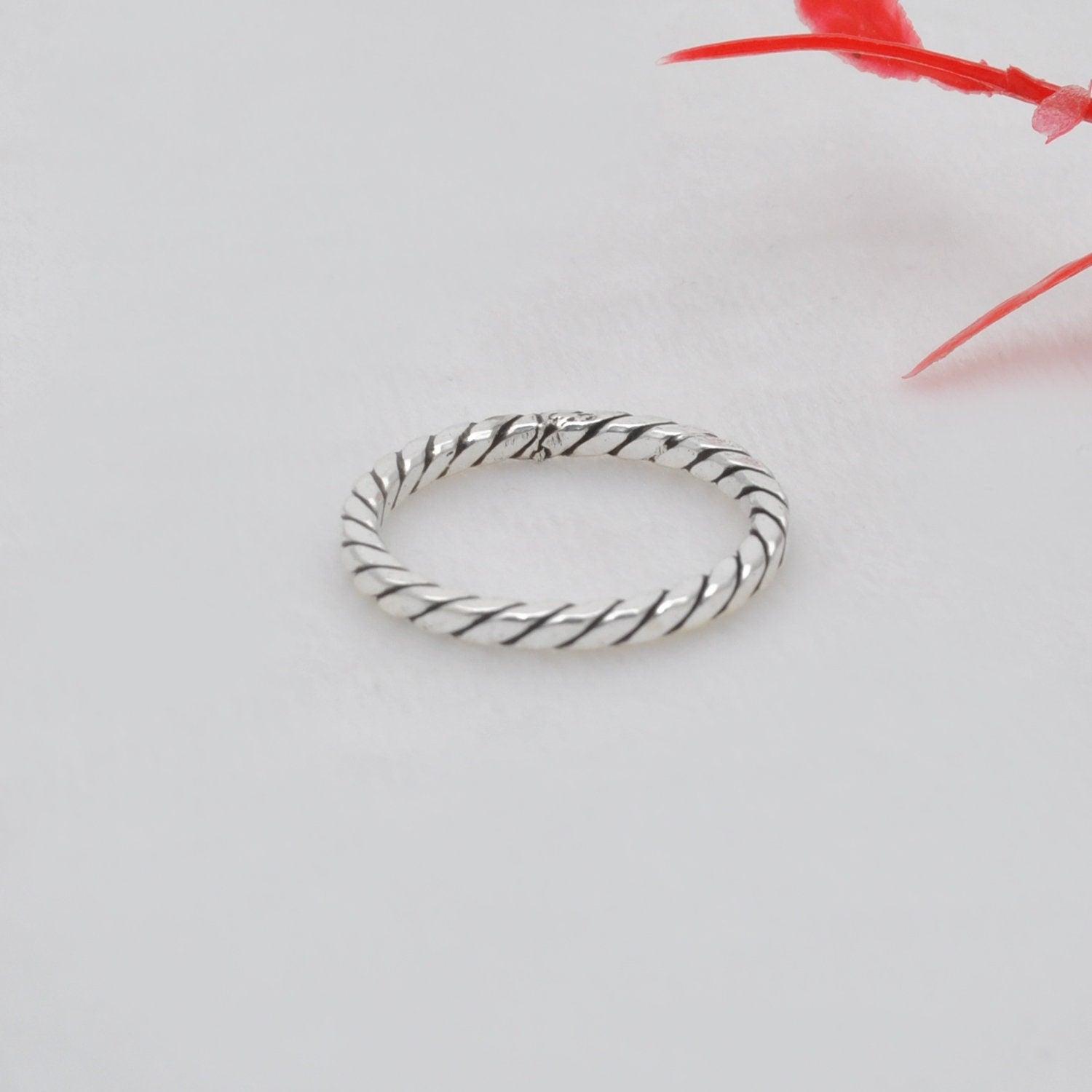 Sterling Silver Minimalist Band Ring Size 9.5 Kanish