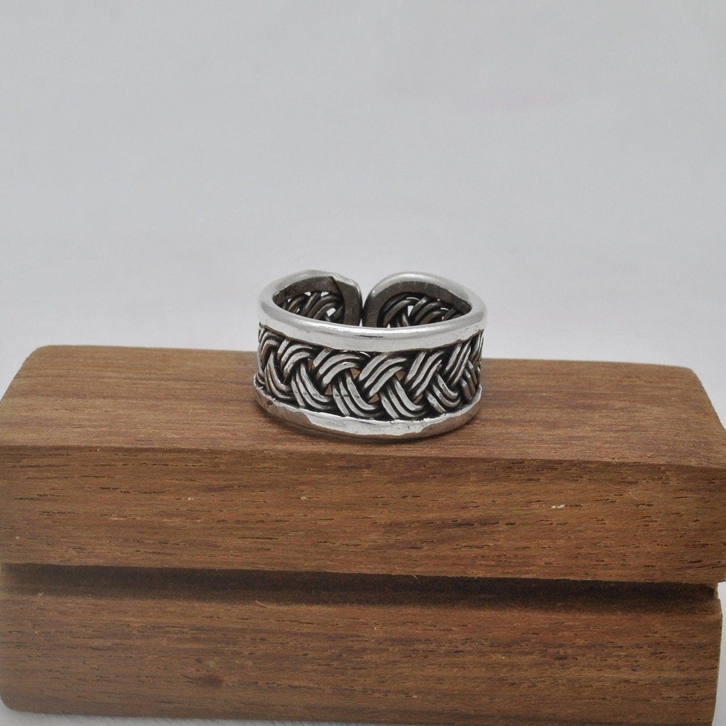 Oxidized Woven Men Women Size Ring 10 Kanish
