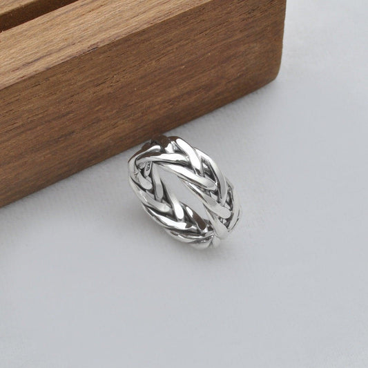 Woven Celtic Silver Braid Ring Size 8.5 - Kanish