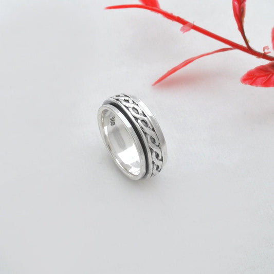 Spinner Silver Curb Band Ring Size 7 - Kanish