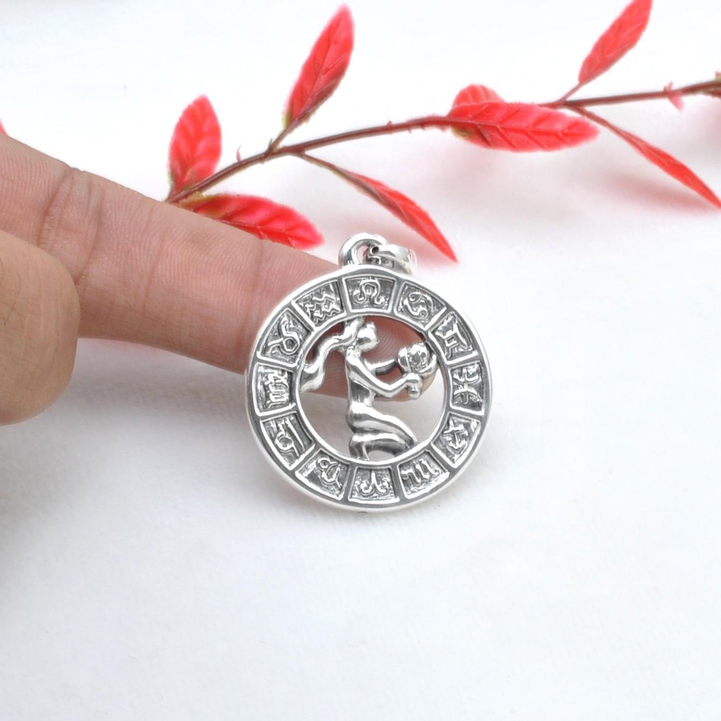 925 Sterling Silver Virgo Zodiac Sign Pendant Kanish