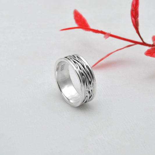 Christmas Gift Silver Band Ring Size 7.5 - Kanish