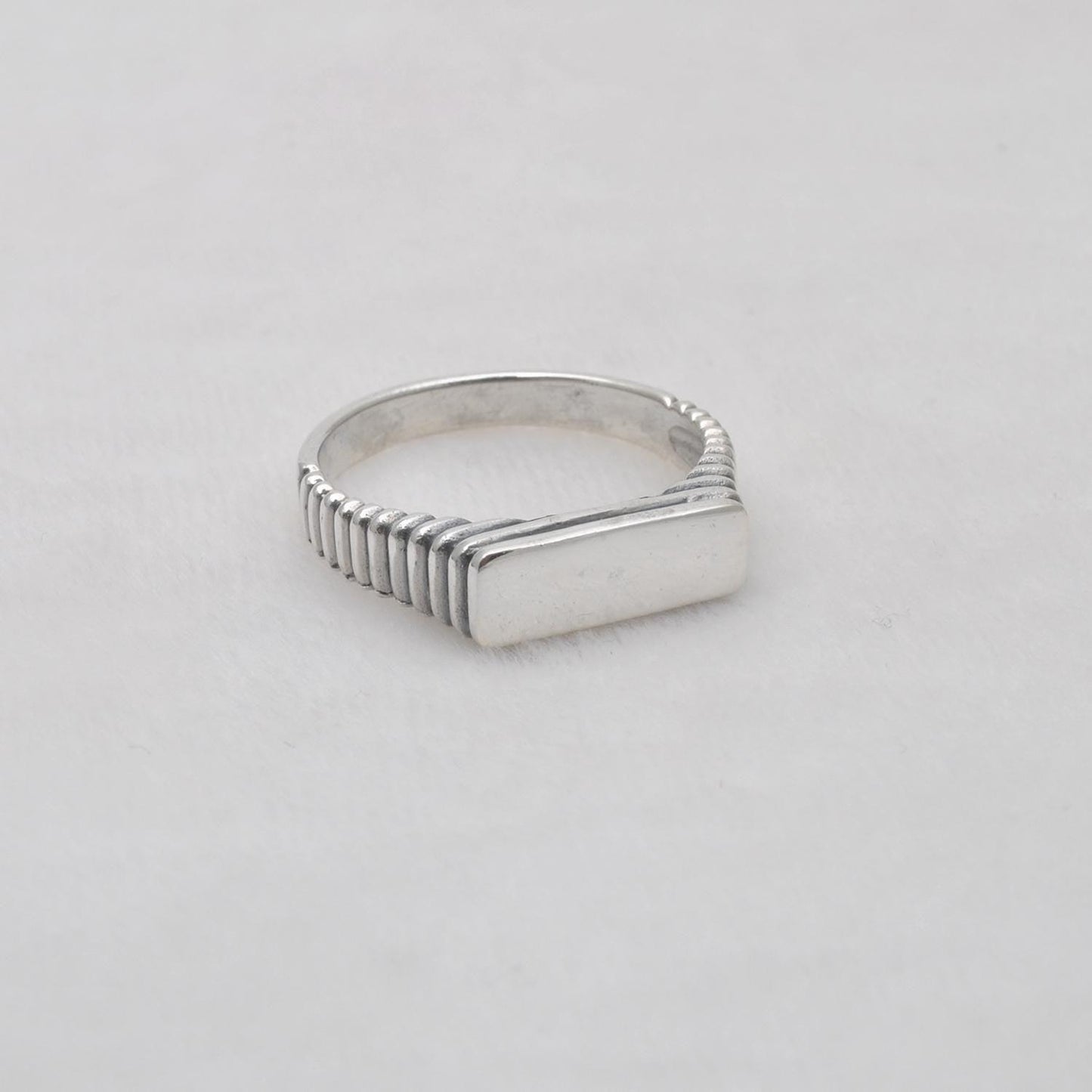Signet Men's Thumb Ring Size 14 Kanish