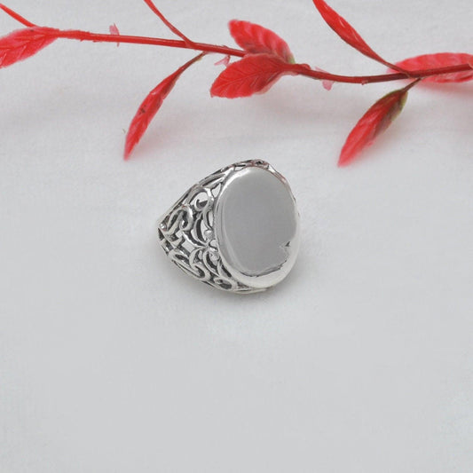 Sterling Silver Oval Men's Ring Size 9 - Kanish