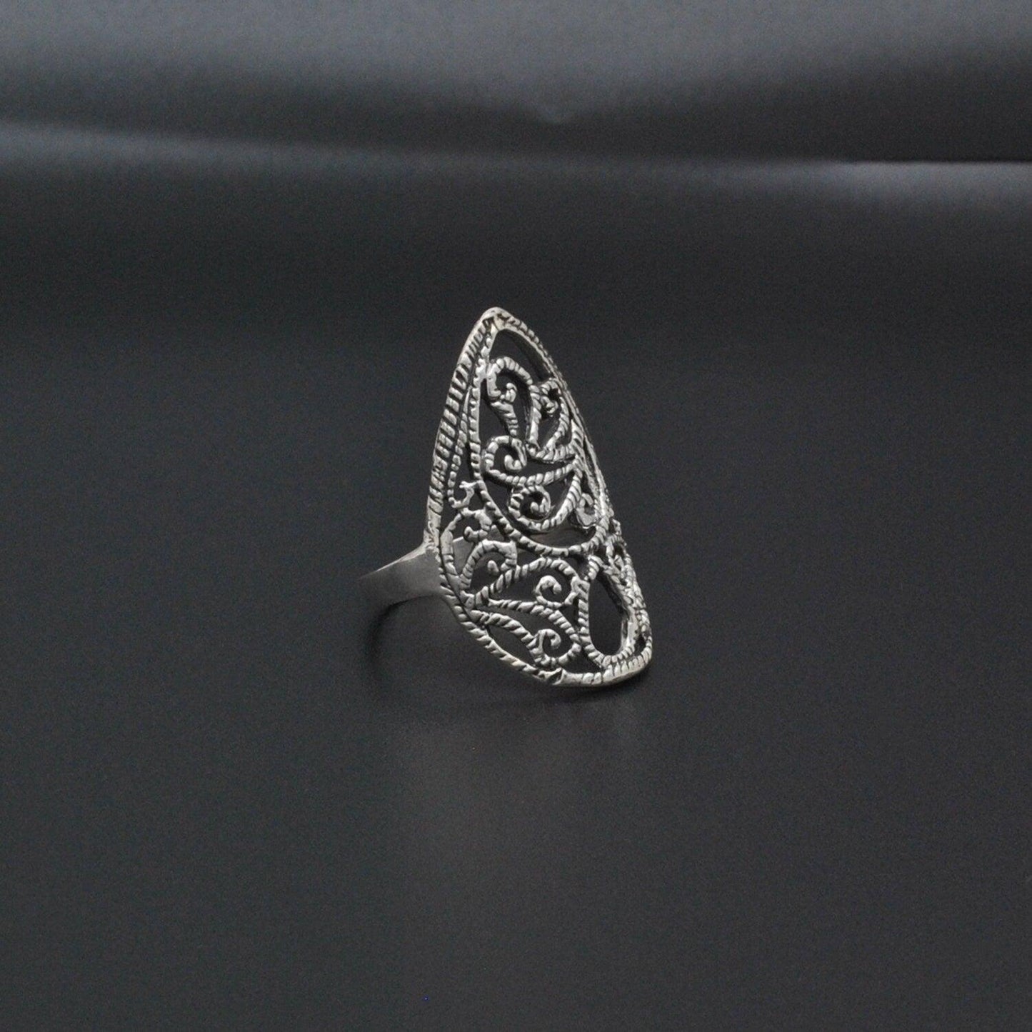Sterling Silver Filigree Women Dainty Ring Size 8 Kanish