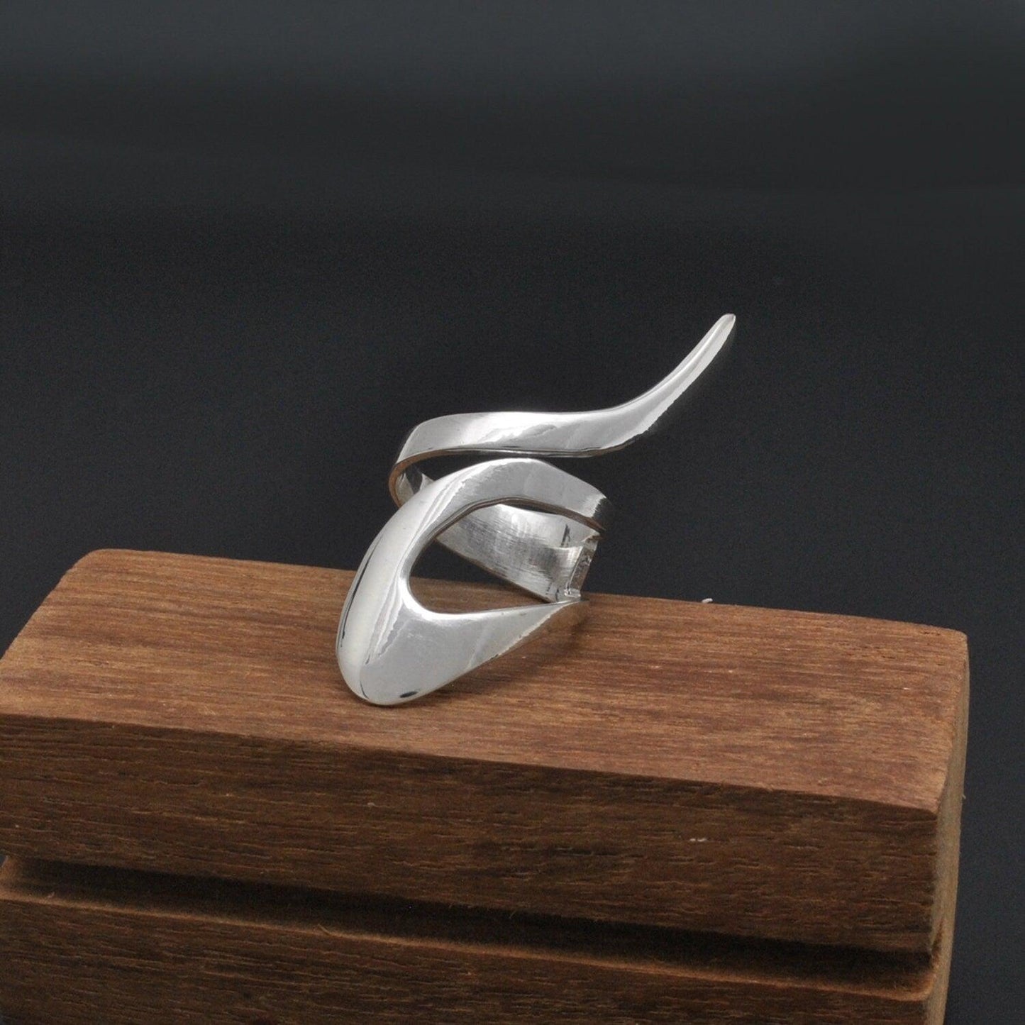 Sterling Silver Chunky Wrap Women Ring Size 7 Kanish