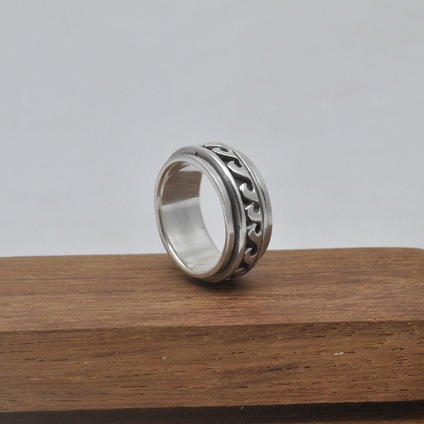 Style Waves Sterling Silver Spinner Ring 6 Kanish
