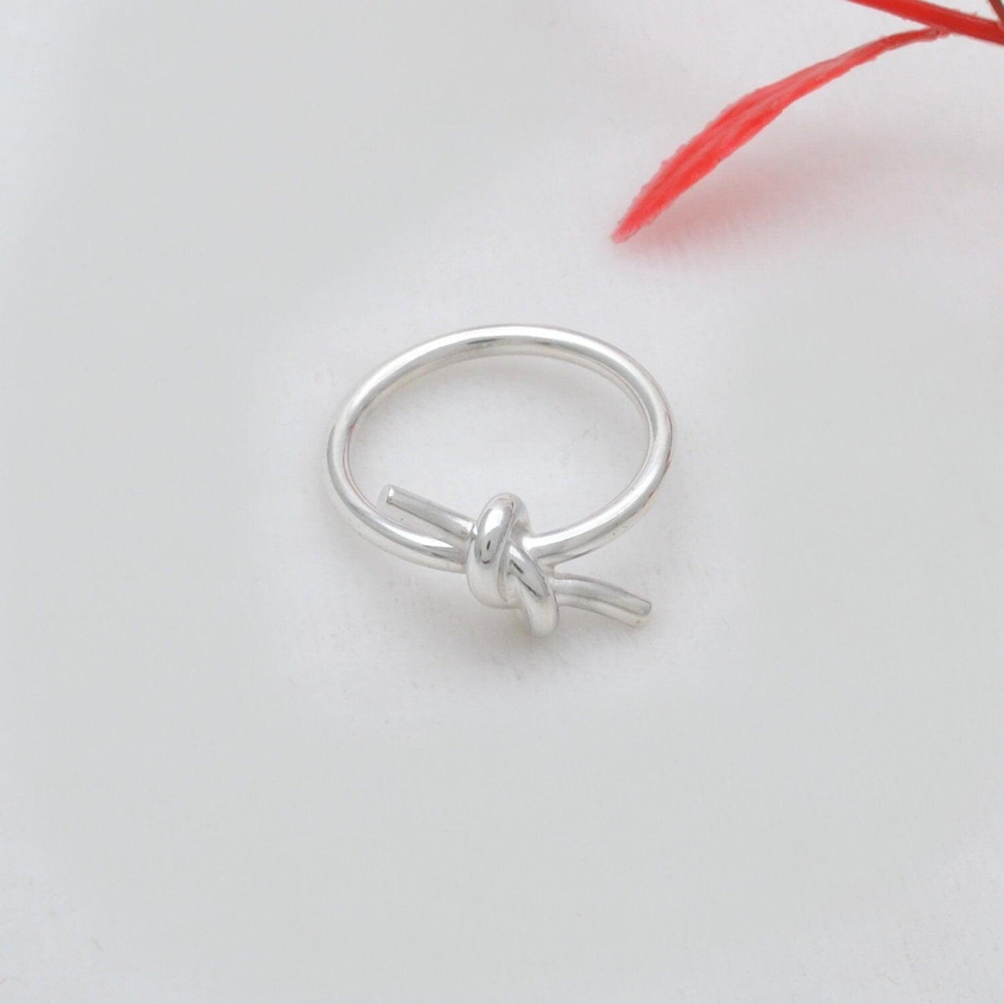 Minimalist Silver Bow Tie Ring Size 7 Kanish