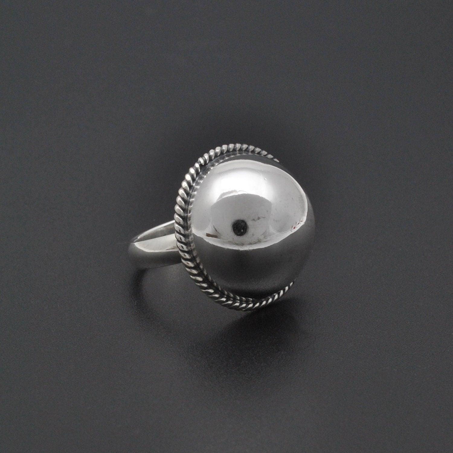 925 Silver Chunky Dome Ring Size 6 - Kanish